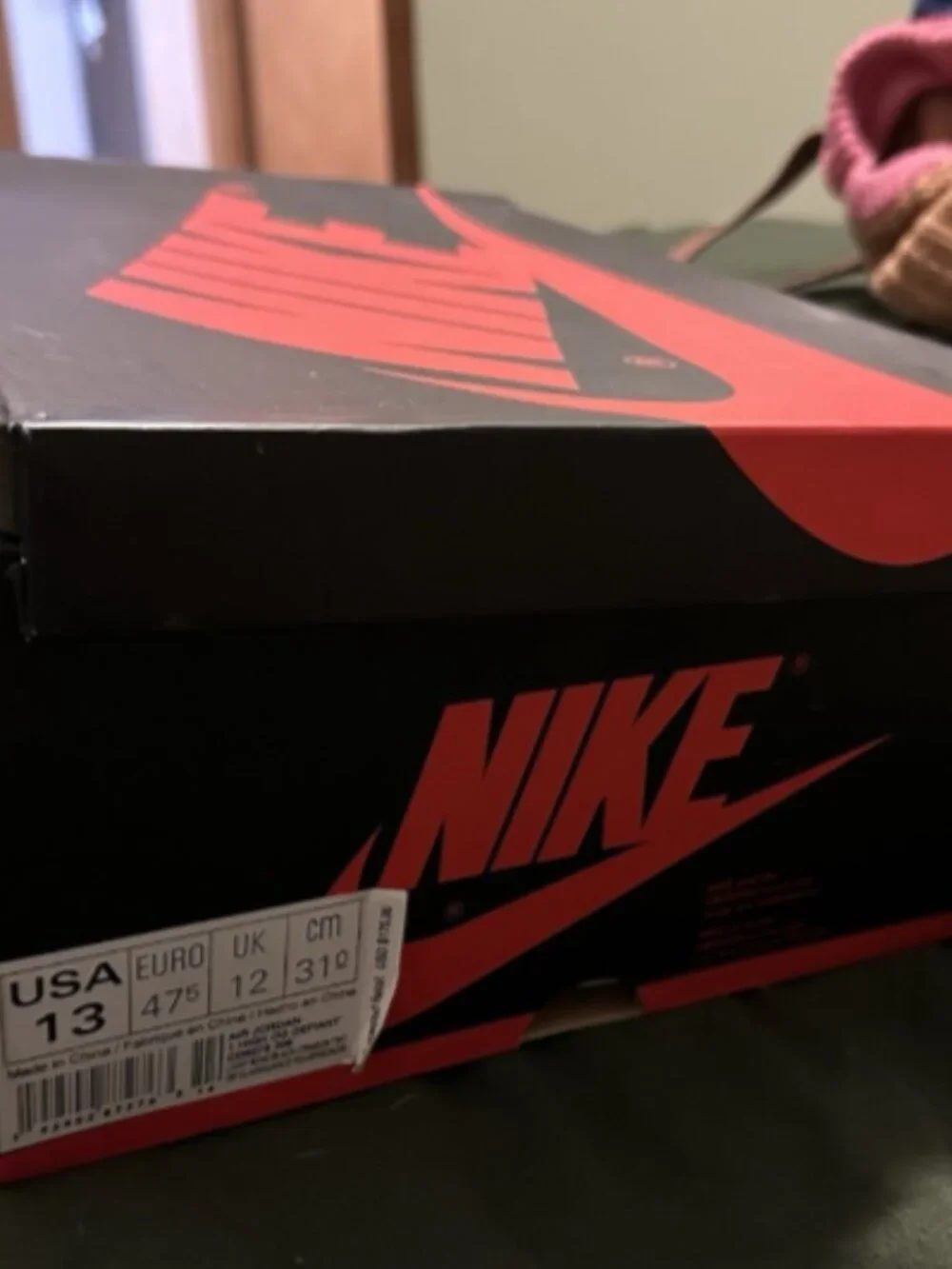 Air Jordan 1 Retro High SB NYC to Paris Sneakers Size 13 WITH BOX